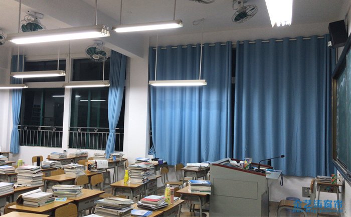 廣州市財經(jīng)職業(yè)學校窗簾_學校教室窗簾效果圖實拍 學校窗簾